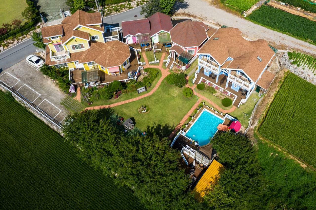 Polaris Tourist Pension Gyeongju Exterior foto